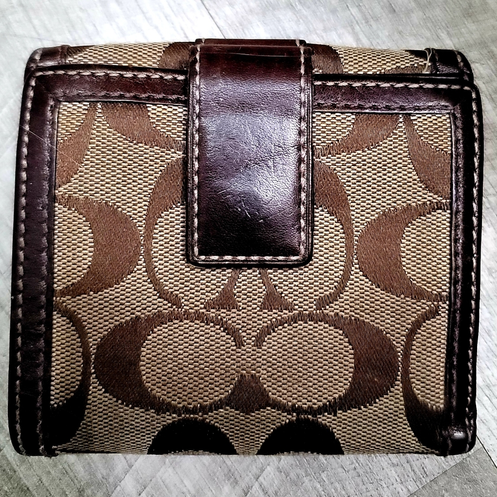 Coach Wallet - Picture 2 of 6